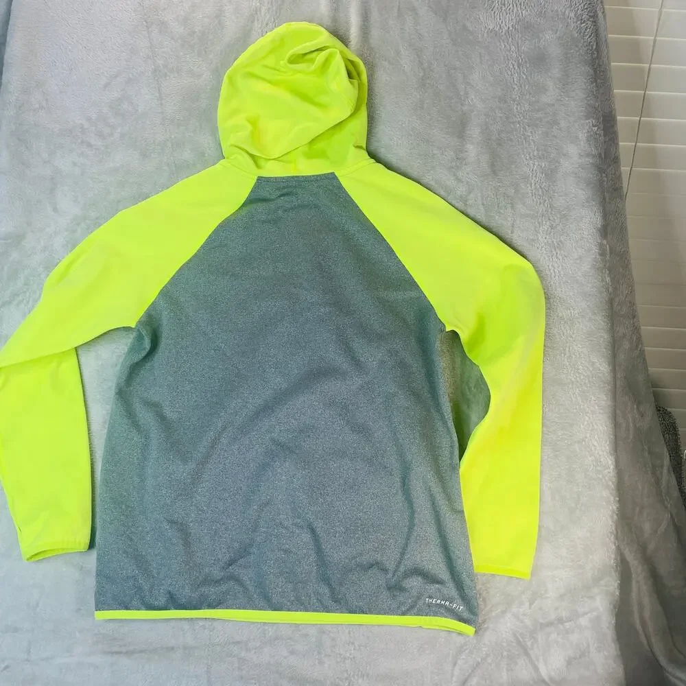 Nike Therma-FIT Men’s Medium Gray Volt Neon Pullover Hoodie Thumbhole Athletic